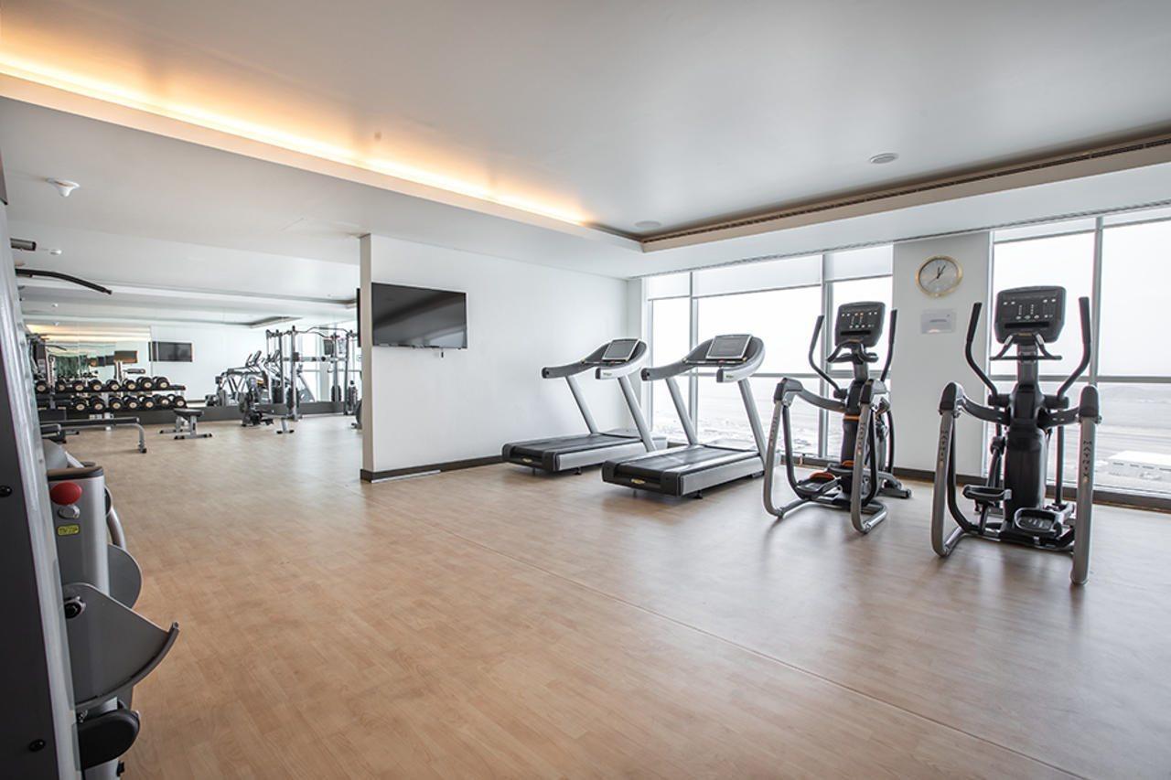 Royal M Al Aqah Beach Resort By Gewan Exterior photo The gym at the hotel