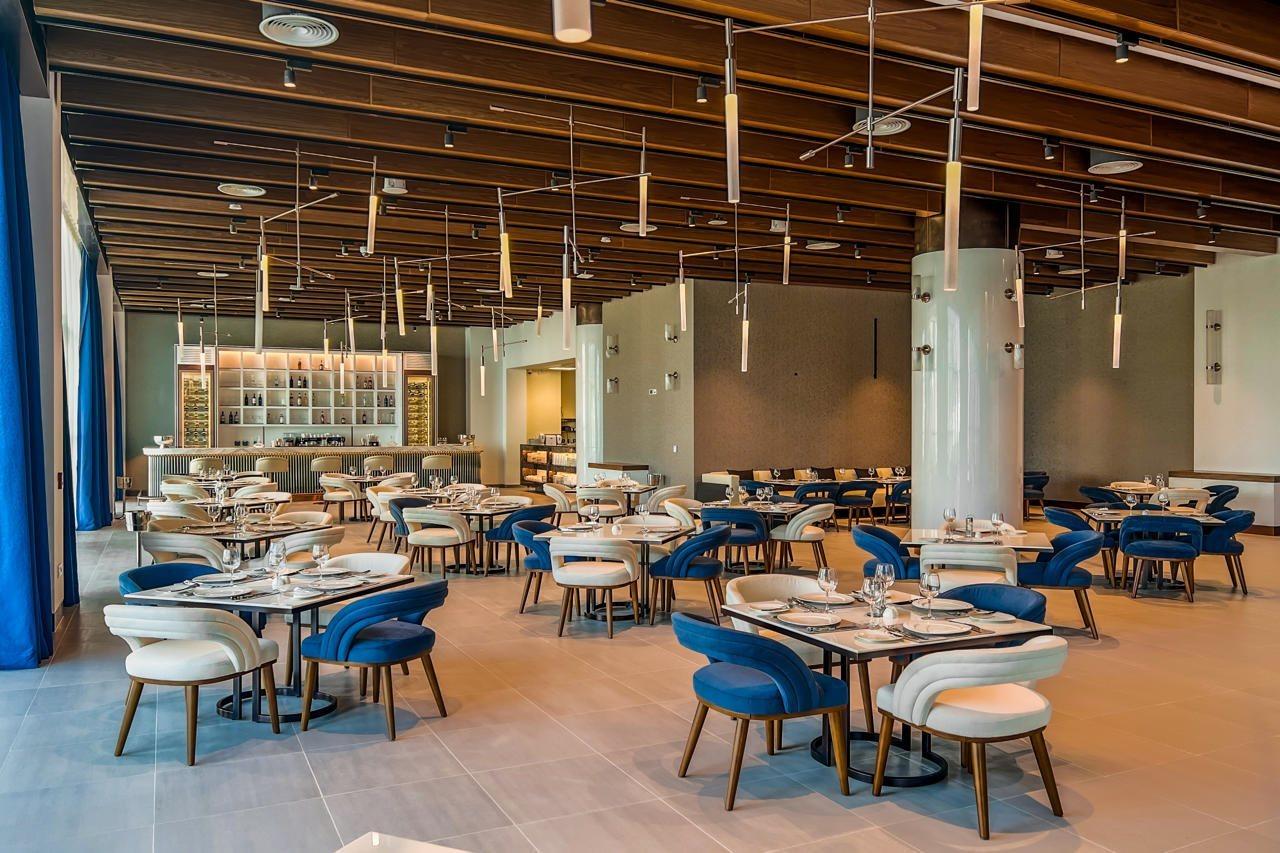 Royal M Al Aqah Beach Resort By Gewan Exterior photo The dining room at the restaurant